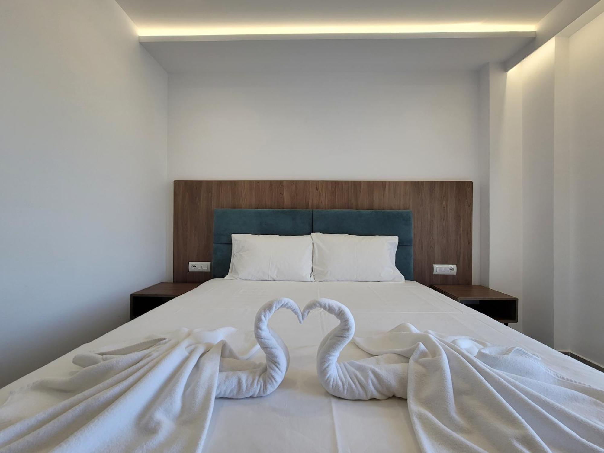 Prestige Hotel Ksamil Exterior photo