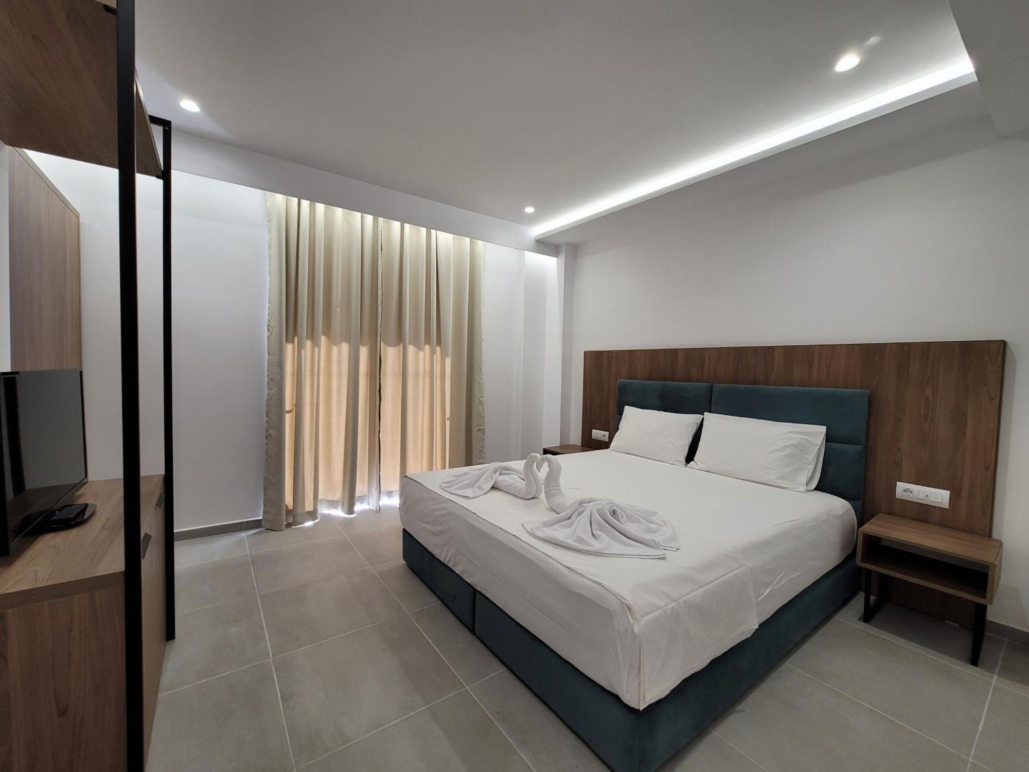 Prestige Hotel Ksamil Exterior photo