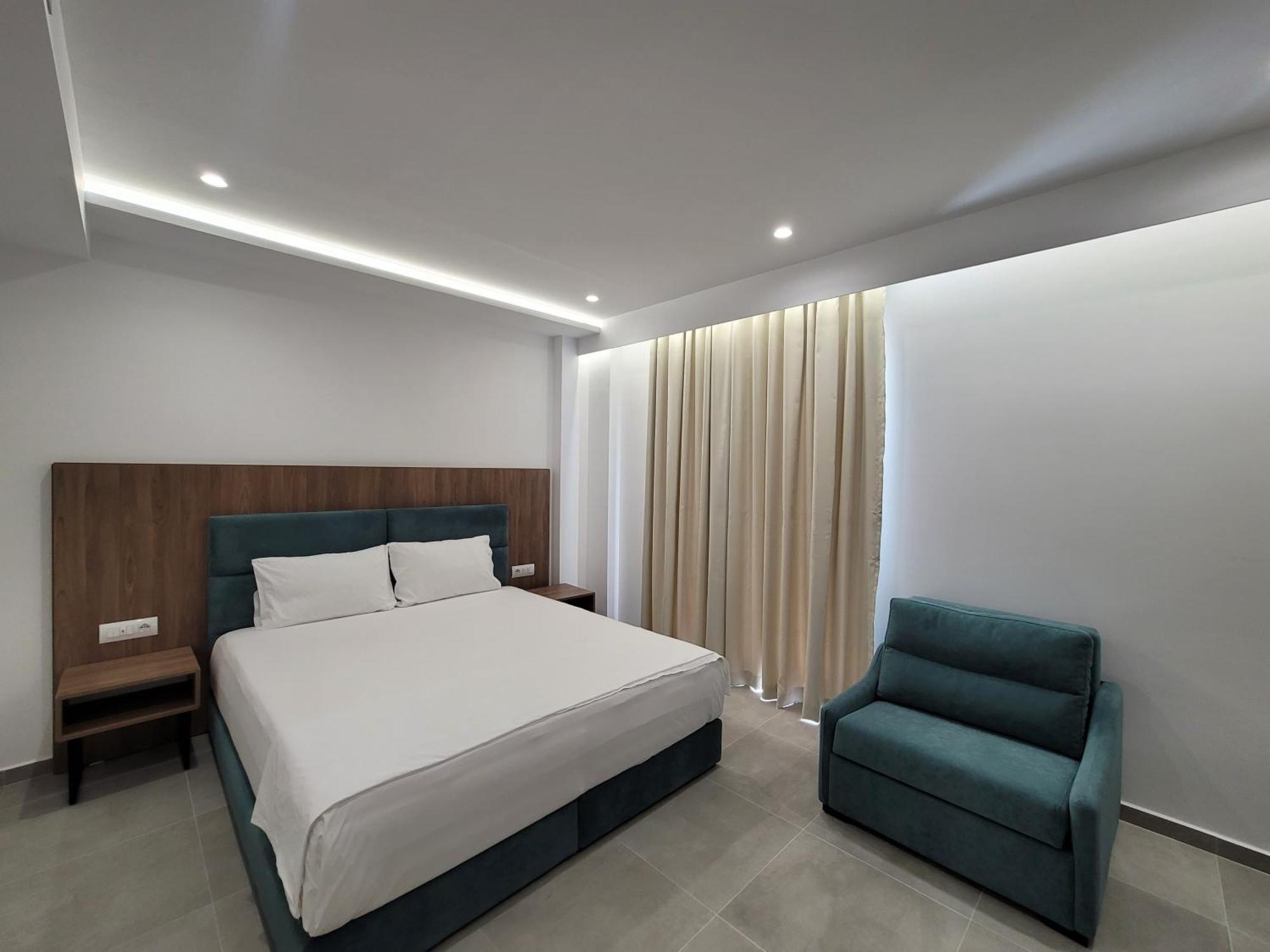 Prestige Hotel Ksamil Exterior photo
